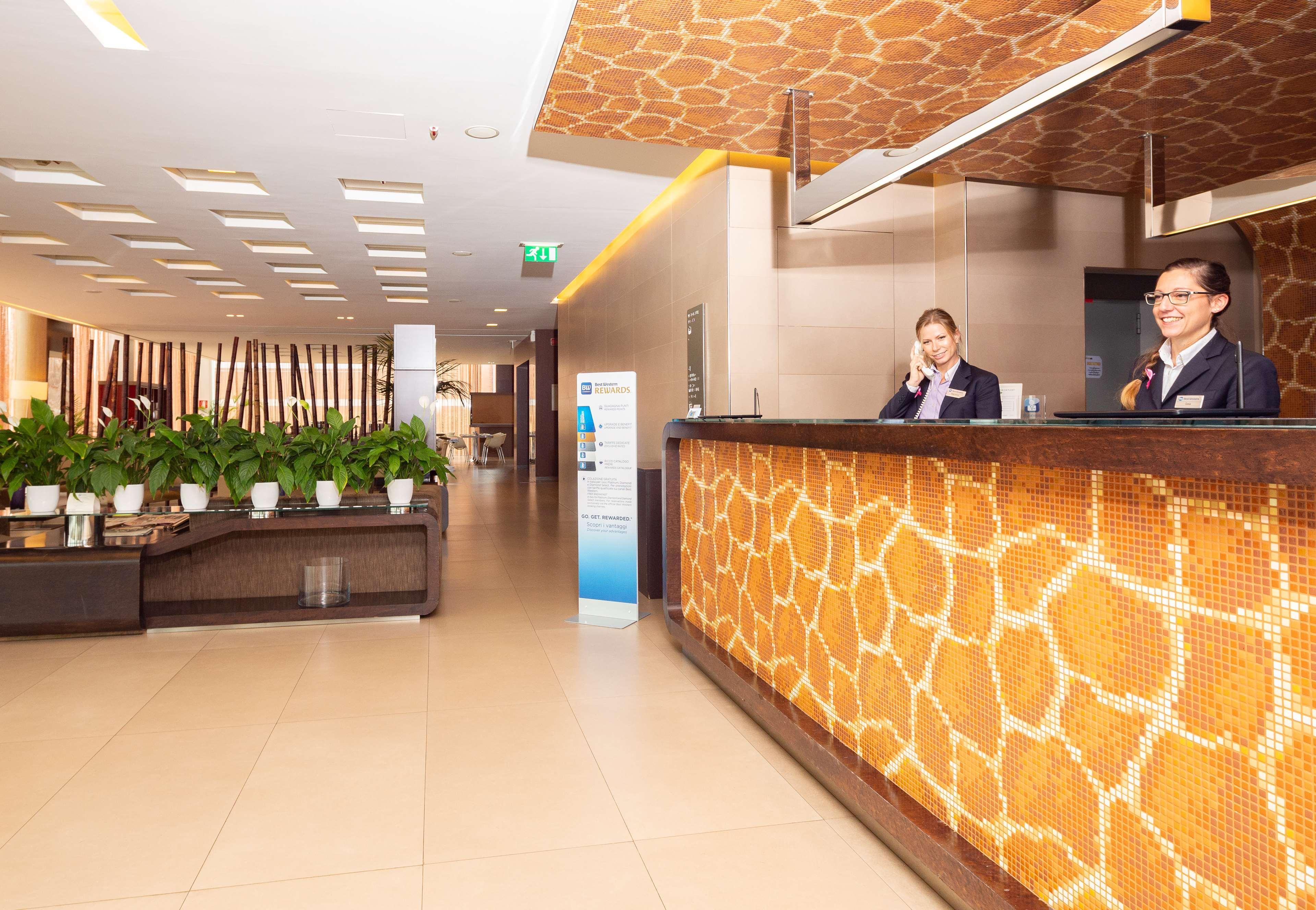 Best Western Hotel Goldenmile Milan Trezzano sul Naviglio Εξωτερικό φωτογραφία