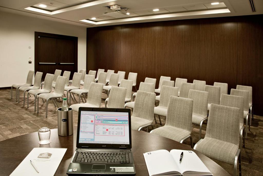 Best Western Hotel Goldenmile Milan Trezzano sul Naviglio Εξωτερικό φωτογραφία